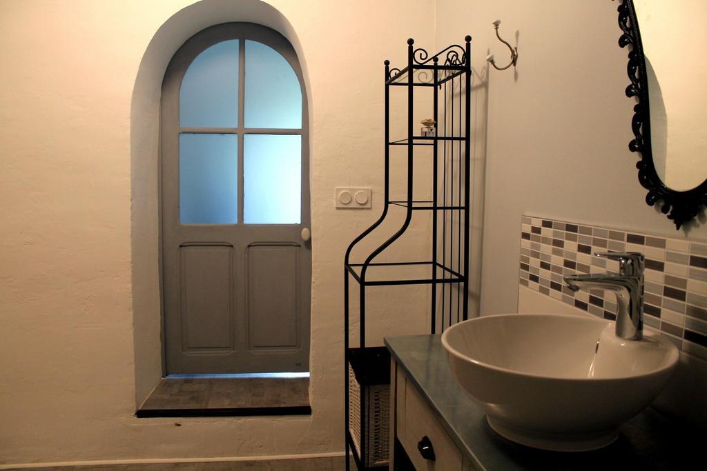 มา เดอ ลา ดูเซอร์ Bed & Breakfast Saint-Andiol ห้อง รูปภาพ