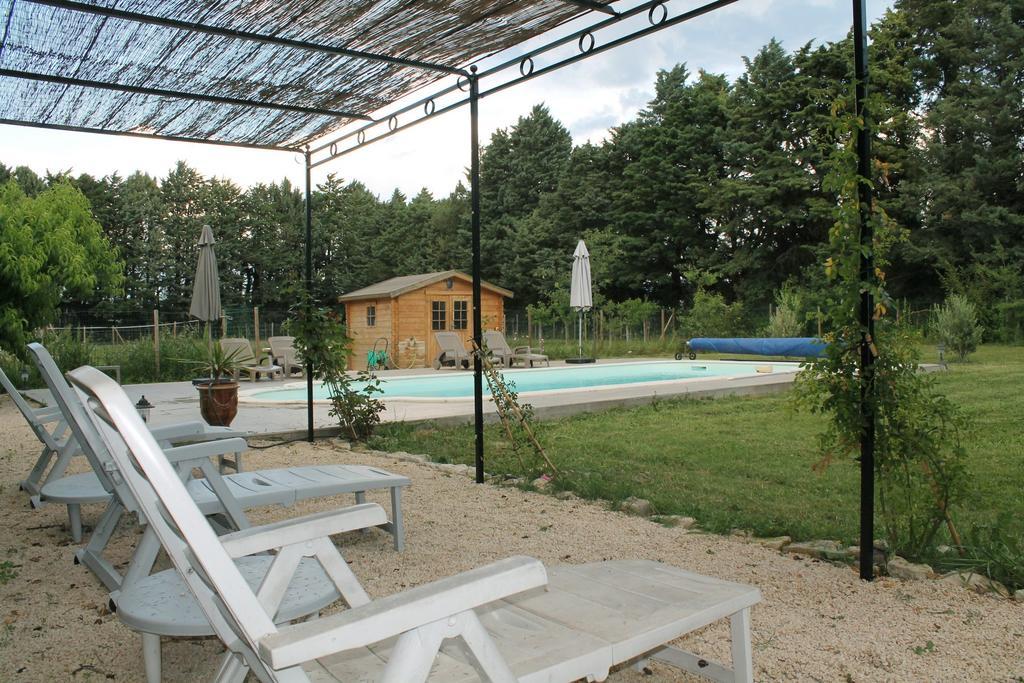 มา เดอ ลา ดูเซอร์ Bed & Breakfast Saint-Andiol ภายนอก รูปภาพ