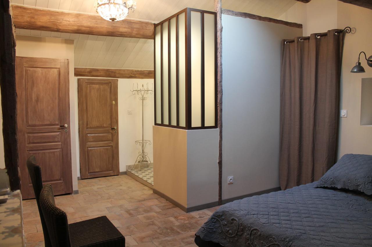 มา เดอ ลา ดูเซอร์ Bed & Breakfast Saint-Andiol ภายนอก รูปภาพ