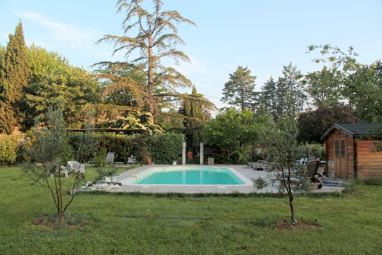 มา เดอ ลา ดูเซอร์ Bed & Breakfast Saint-Andiol ภายนอก รูปภาพ